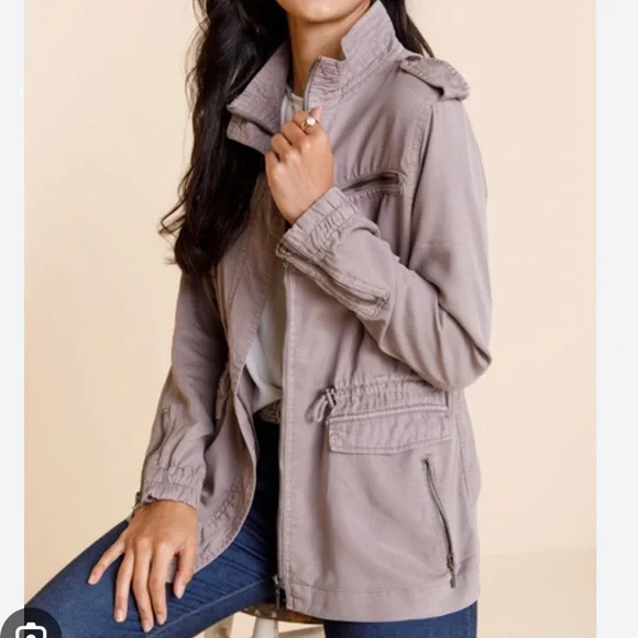 NWT Trixxi x Francesca’s Kadie Utility Anorak Jacket SIze XS - Picture 1 of 10